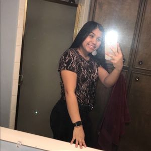 Meet your Posher, Nohemi